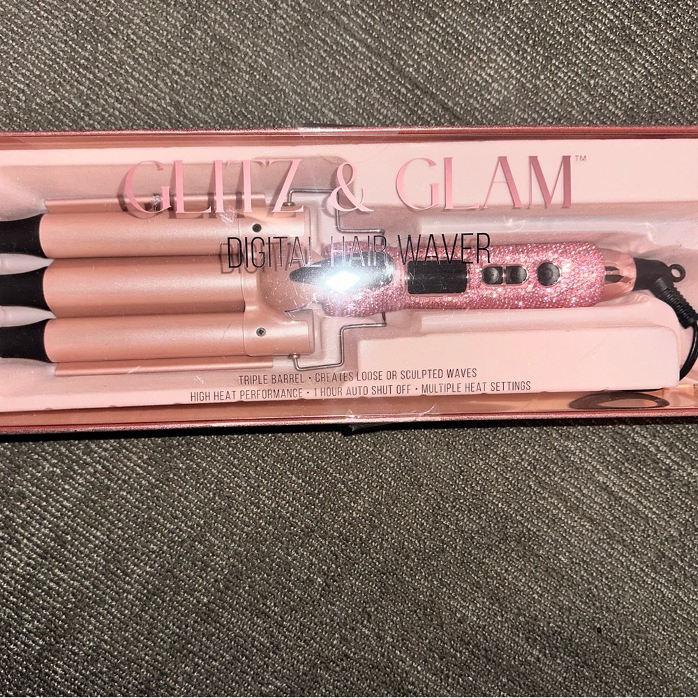 NWT TIKTOK Viral Glitz And Glam Bling Digital Hair Waver